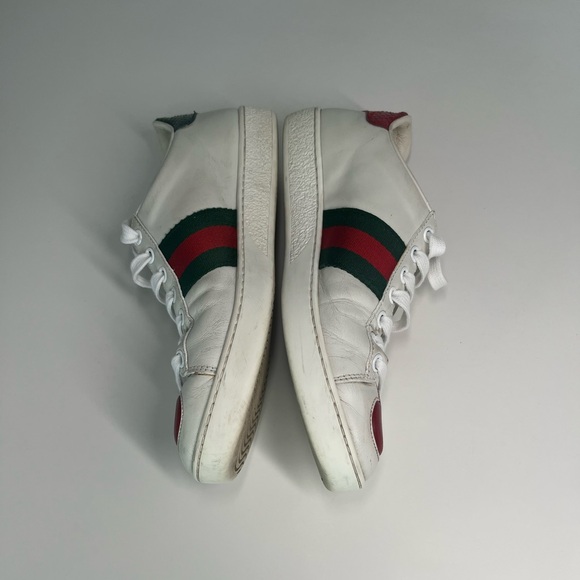 Authrntic Gucci Ace Heart Embellished Leather Low Top Trainer Sneakers - Picture 2 of 9